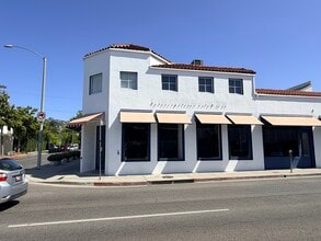 8117-8127 Melrose Ave, Los Angeles, CA à louer Photo intérieure– Image 2 sur 11