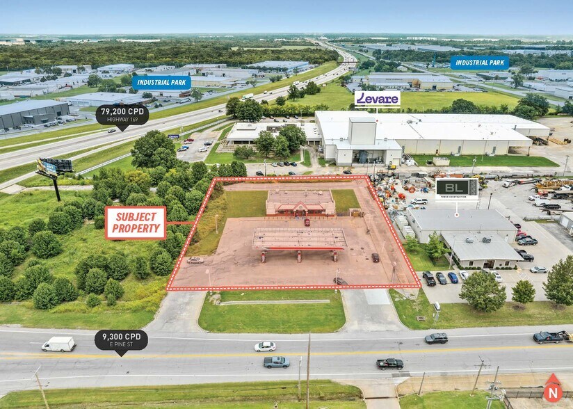 11015 E Pine St, Tulsa, OK à vendre - Photo de l’immeuble – Image 3 sur 5
