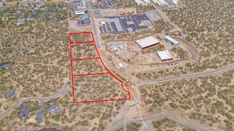 Large Tract 8, Bend, OR à vendre - Photo de l’immeuble – Image 1 sur 3