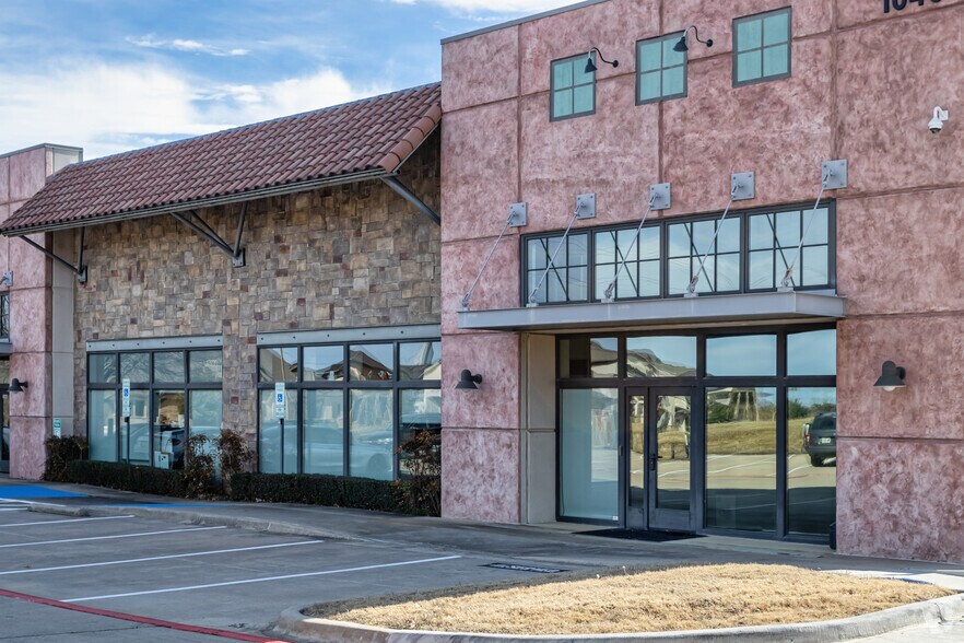 1046 Texan Trl, Grapevine, TX à louer - Photo de l’immeuble – Image 3 sur 19