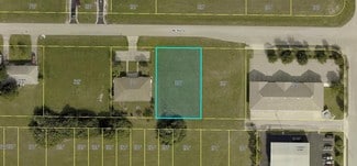 Plus de détails pour 924 NE 8th Pl, Cape Coral, FL - Terrain à vendre