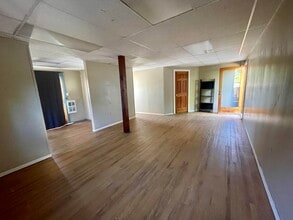 1627 Pearl St, Eugene, OR à louer Photo intérieure– Image 1 sur 11