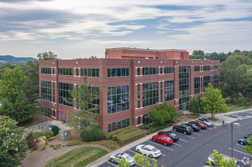 341 Cool Springs Blvd, Franklin, TN à louer - Photo de l’immeuble – Image 1 sur 4