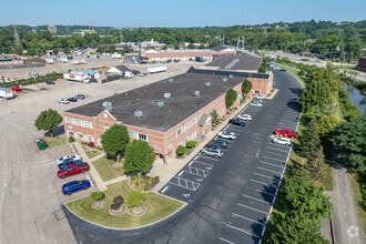 7535-7735 Granger Rd, Valley View, OH - VUE AÉRIENNE  vue de carte