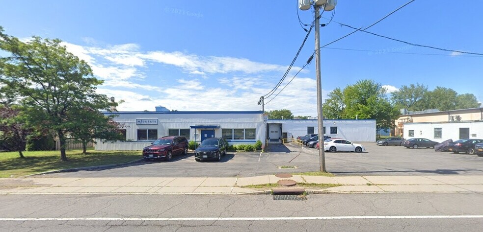 4048-4054 New Court Ave, Syracuse, NY à louer - Photo de l’immeuble – Image 2 sur 16
