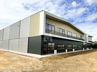 Plus de détails pour Bureau, Local d'activités à louer