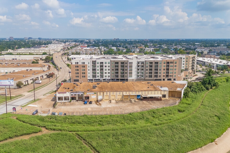 500 N Shepherd Dr, Houston, TX à vendre - Photo de l’immeuble – Image 1 sur 24