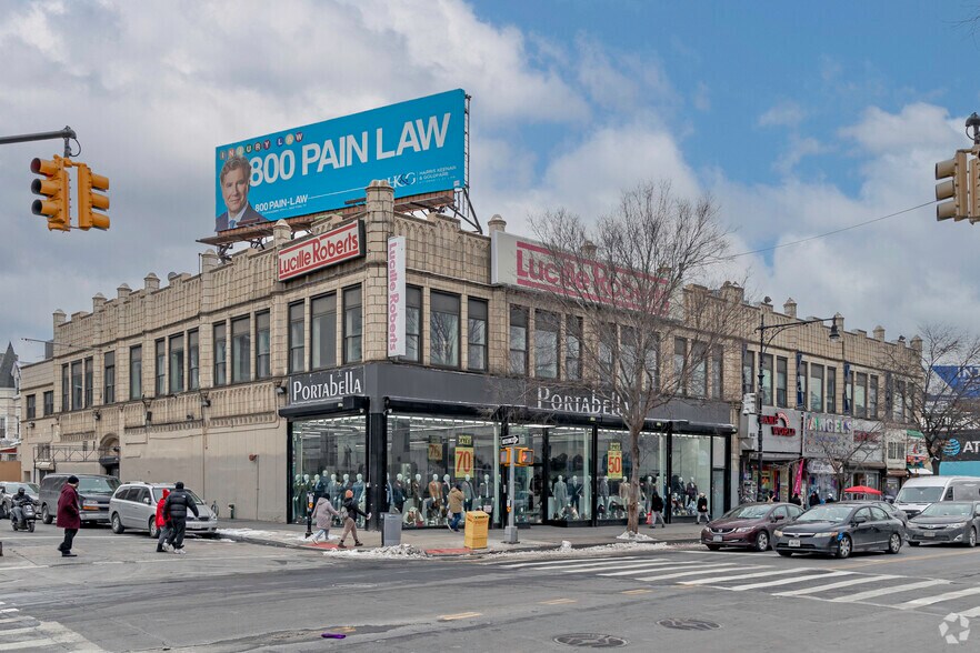 50-68 W Fordham Rd, Bronx, NY à louer - Photo de l’immeuble – Image 2 sur 6