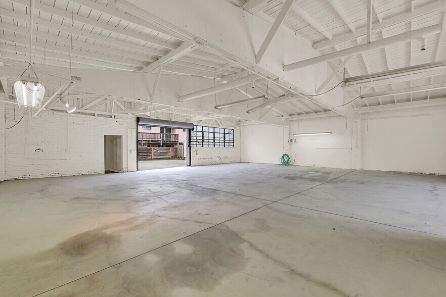 2860 38th Ave, Oakland, CA à vendre - Photo de l’immeuble – Image 3 sur 18