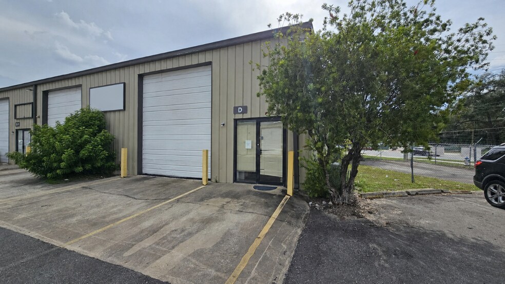 4502 Old Winter Garden Rd, Orlando, FL à louer - Photo de l’immeuble – Image 2 sur 7