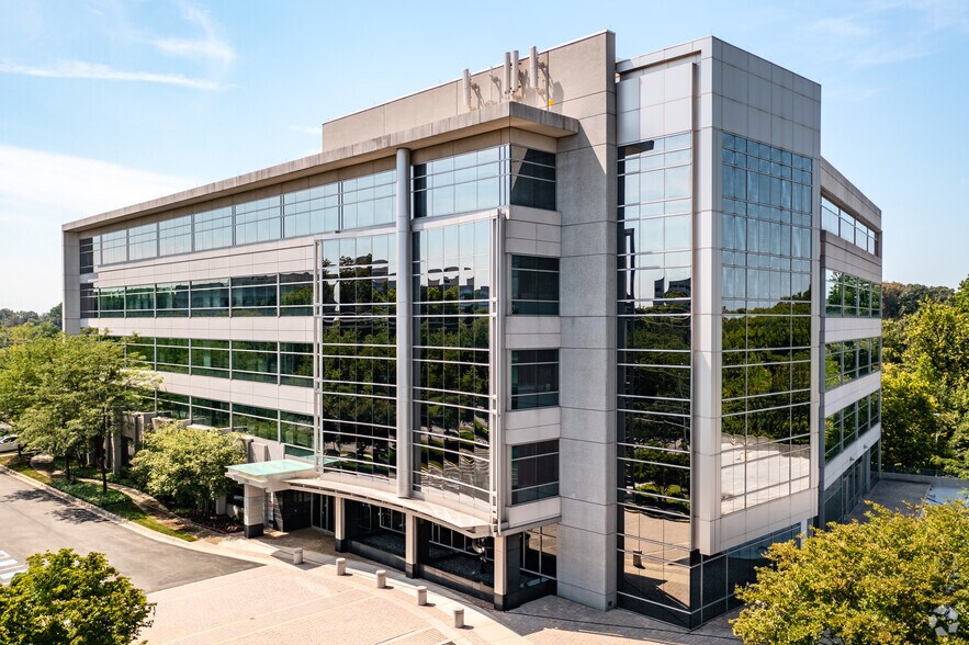 2200 Research Blvd, Rockville, MD à louer - Photo de l’immeuble – Image 1 sur 6