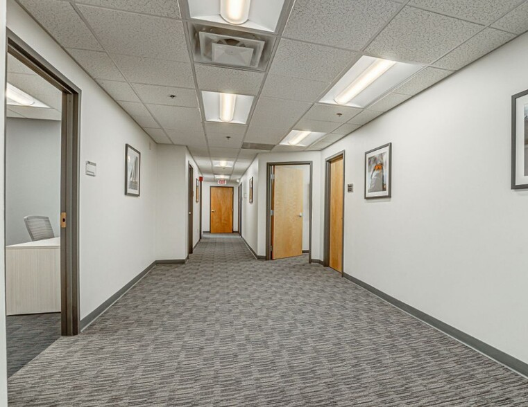 35 E 7th St, Cincinnati, OH à louer - Photo intérieure – Image 1 sur 4
