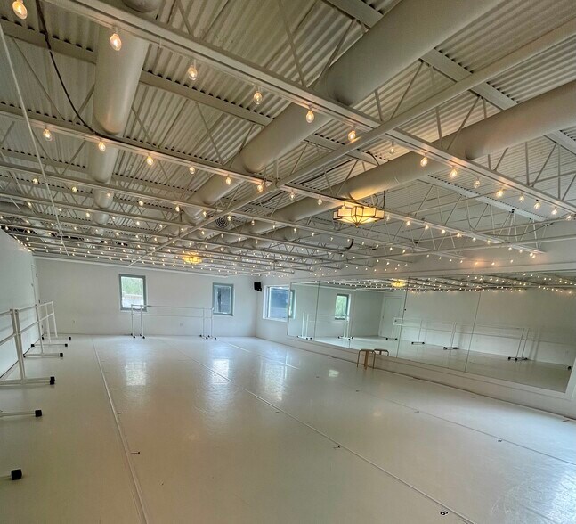 749 Moreland Ave SE, Atlanta, GA à louer - Photo intérieure – Image 3 sur 20