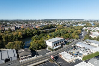 517 River Dr, Garfield, NJ - VUE AÉRIENNE  vue de carte - Image1