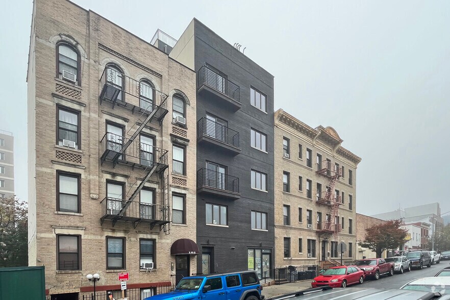 187 20th St, Brooklyn, NY à louer - Photo de l’immeuble – Image 2 sur 7