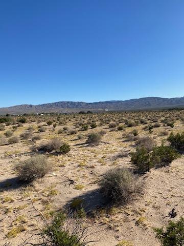 5282211 NW Corner of 40 & Fort Cady St hwy, Newberry Springs, CA à vendre - Photo de l’immeuble – Image 3 sur 5