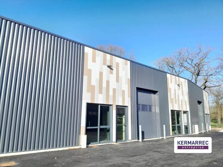 Industriel/Logistique dans Pleumeleuc à vendre - Photo de l’immeuble – Image 2 sur 5