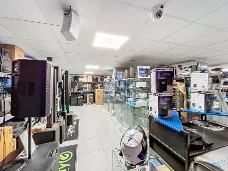 7 Rue Galilée, Villeurbanne à vendre - Photo de l’immeuble – Image 2 sur 5