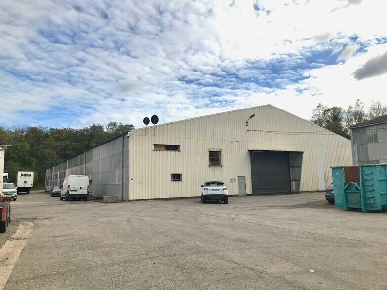 Industriel/Logistique dans Grand-Couronne à louer - Photo de l’immeuble – Image 1 sur 6