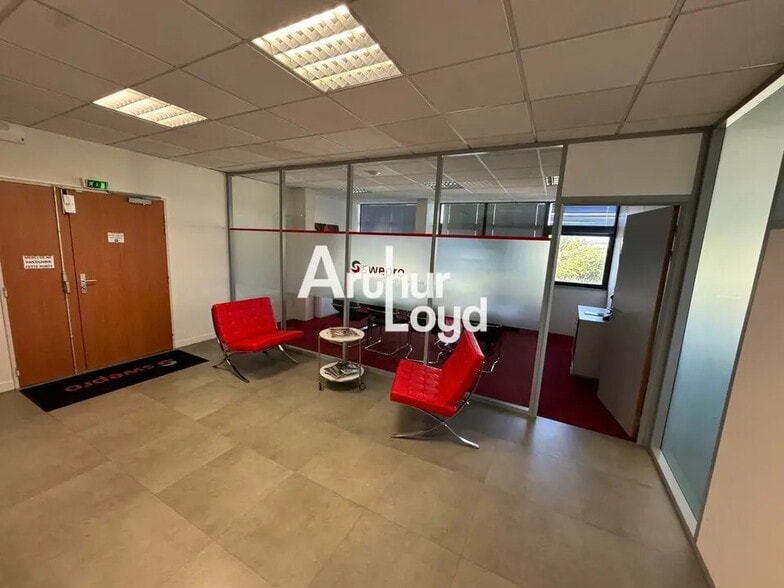 Bureau dans SOPHIA ANTIPOLIS à louer - Photo de l’immeuble – Image 3 sur 6