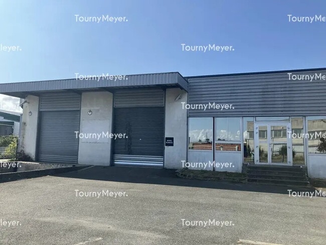 Plus de détails pour Local d’activités à vendre