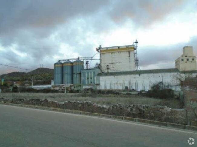 Terrain dans Jadraque, Guadalajara à vendre - Photo de l’immeuble – Image 2 sur 2