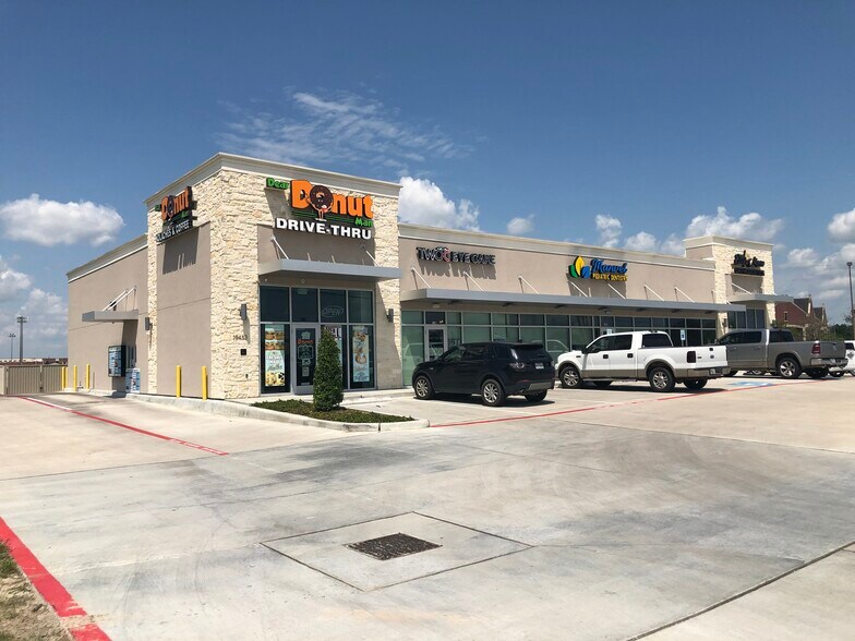 19427 Highway 6 Hwy, Manvel, TX à louer - Photo de l’immeuble – Image 3 sur 8
