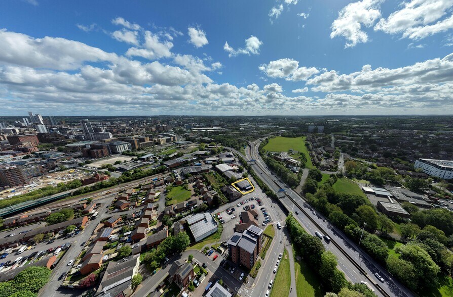 Moor View, Leeds à louer - Photo de l’immeuble – Image 3 sur 12