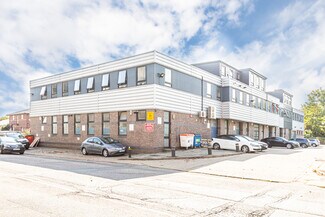 Plus de détails pour Commerce Rd, Brentford - Industriel/Logistique à louer