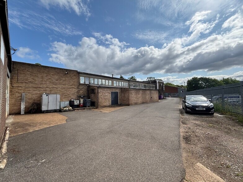 Oakridge Rd, High Wycombe à louer - Photo intérieure – Image 2 sur 3