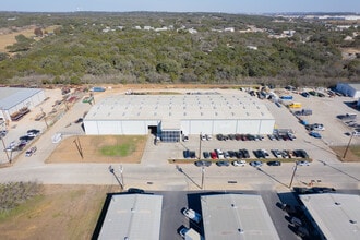 18740 Goll St, San Antonio, TX à louer Photo intérieure– Image 1 sur 17