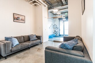 821 Folsom St, San Francisco, CA à louer Photo intérieure– Image 2 sur 10