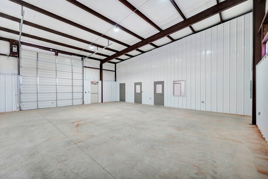 7509 W Industrial Ave, Midland, TX à louer - Photo intérieure – Image 2 sur 9