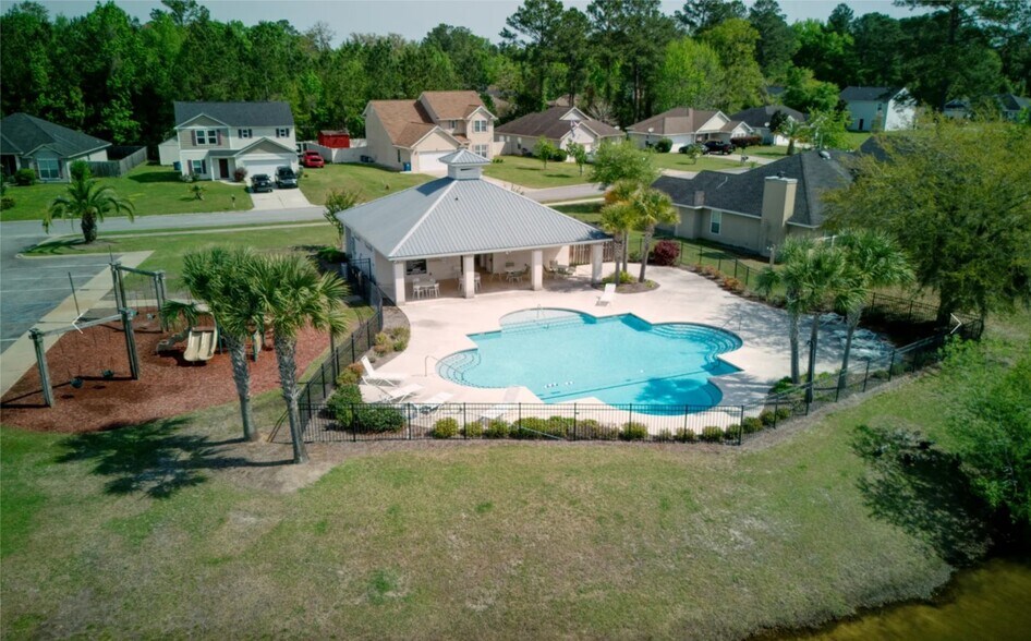 105 Saddle Brooke Trce, Brunswick, GA à vendre - Aérien – Image 2 sur 8