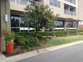 3700 Cantrell Rd, Little Rock, AR à louer Photo de l’immeuble– Image 2 sur 13