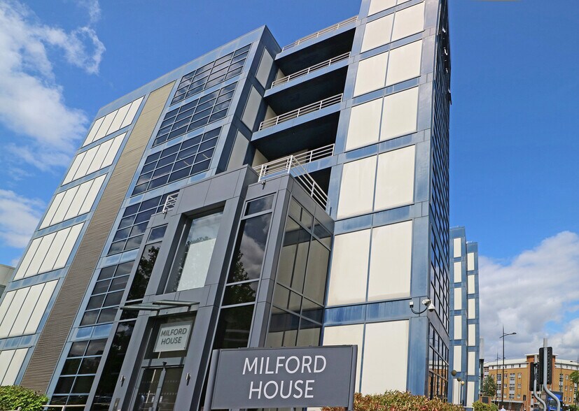 1 Milford St, Swindon à louer - Photo de l’immeuble – Image 3 sur 7