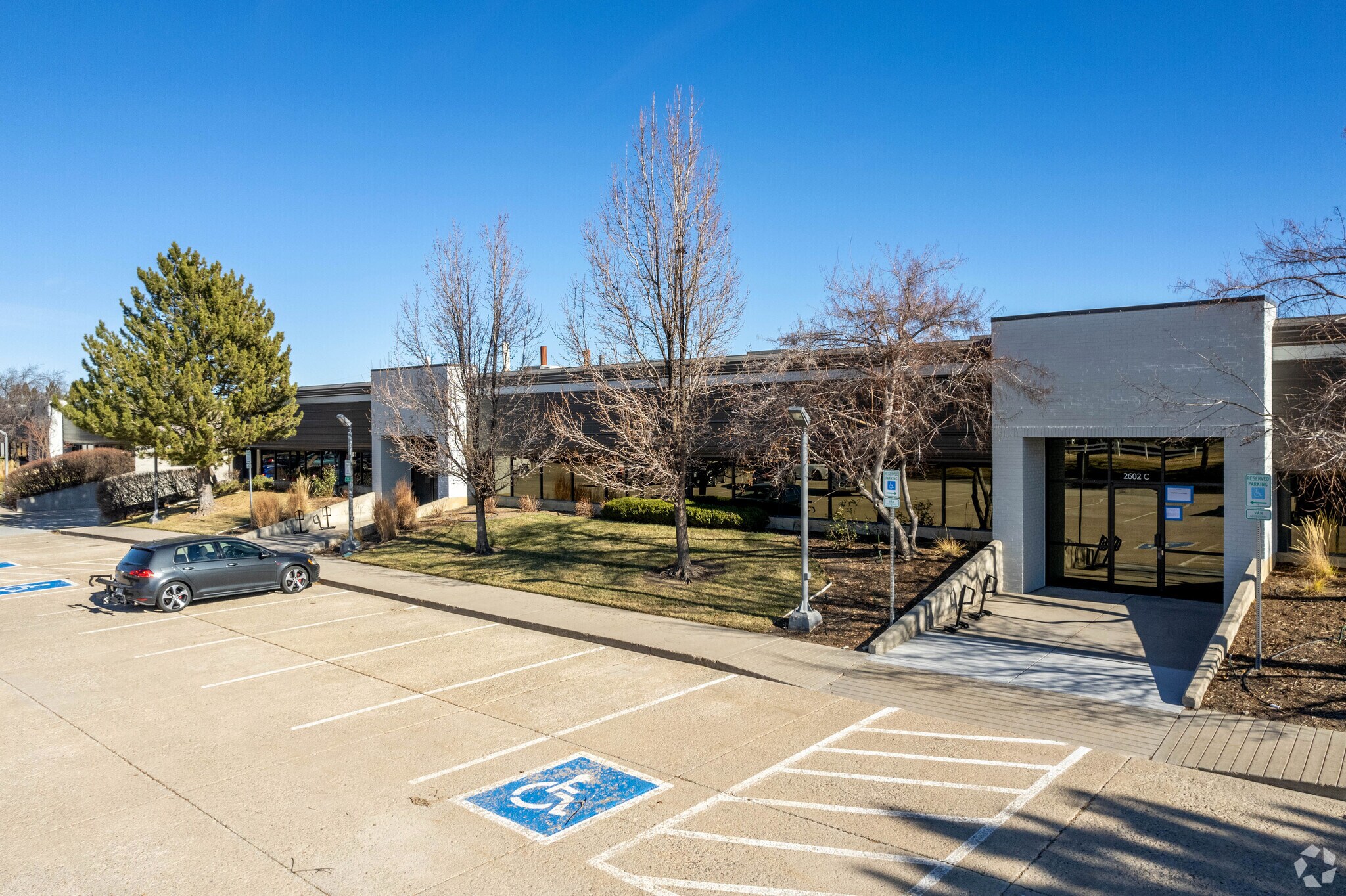2602 Clover Basin Dr, Longmont, CO à louer Photo principale– Image 1 sur 7