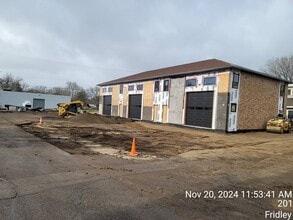 7362 University Ave NE, Fridley, MN à louer Photo de la construction– Image 1 sur 3