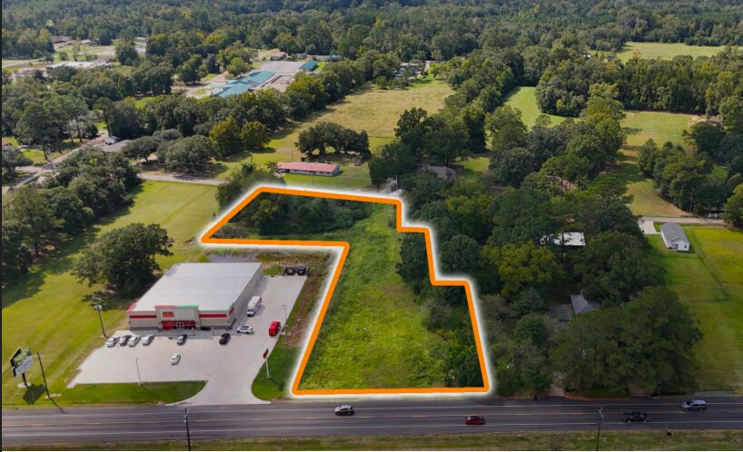 753 W Railroad Ave, Independence, LA à vendre Photo de l’immeuble– Image 1 sur 3