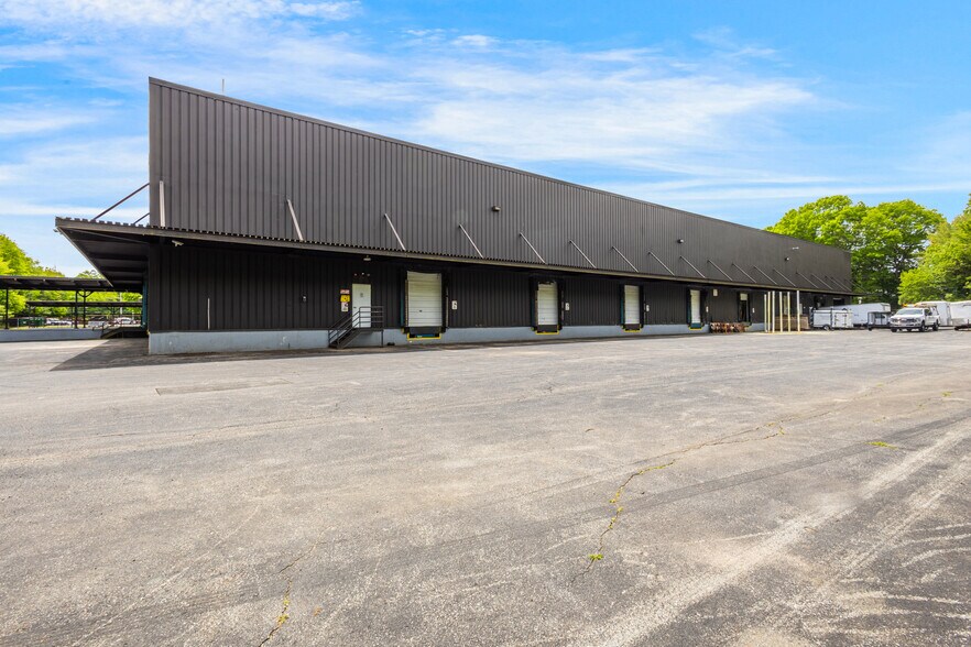 4 Energy Way, West Warwick, RI à louer - Photo de l’immeuble – Image 3 sur 10