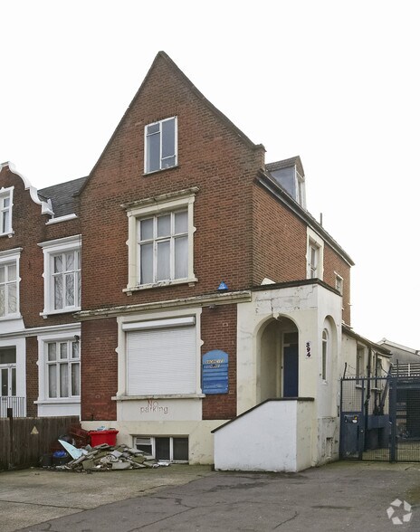 394 Camden Rd, Londres à louer - Photo principale – Image 1 sur 2