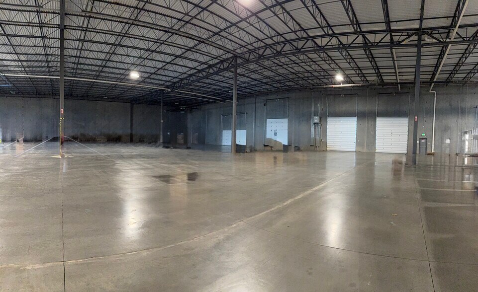 3195 W Professional Cir, Salt Lake City, UT à louer - Photo de l’immeuble – Image 3 sur 8