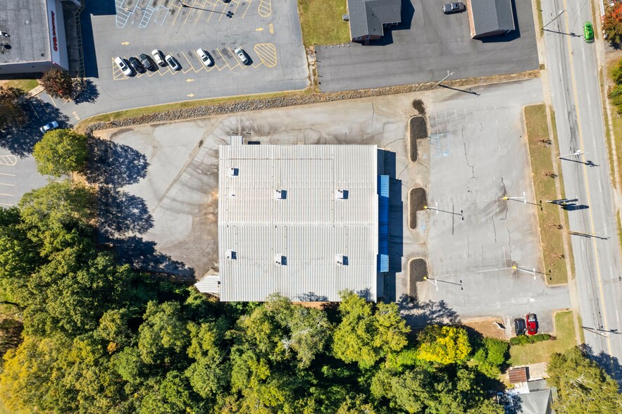 518 E Greer St, Honea Path, SC à louer - Photo de l’immeuble – Image 2 sur 5