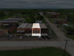 118 Dallas St, Rice, TX à louer Photo de l’immeuble– Image 1 sur 6