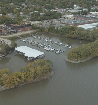 Plus de détails pour 99 Alexander Ave, Peoria, IL - Spécialisé à vendre