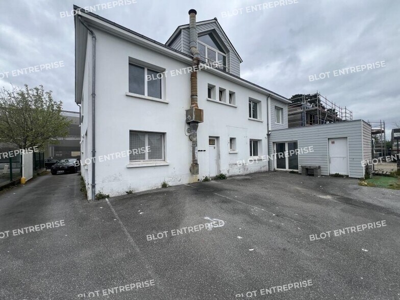 Local commercial dans Saint-Herblain à vendre - Photo de l’immeuble – Image 2 sur 7