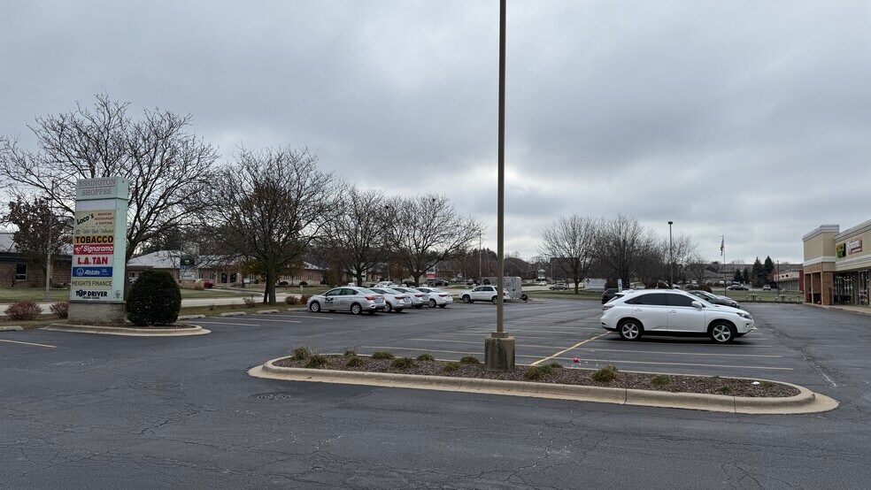 1103-1149 Essington Rd, Joliet, IL à louer - Photo de l’immeuble – Image 1 sur 5