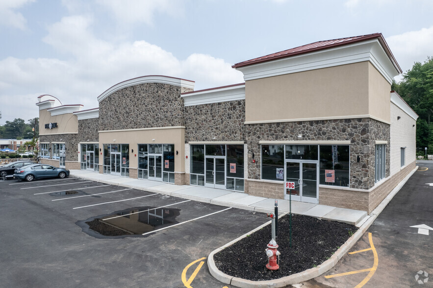 3000-3046 Route 27, Kendall Park, NJ à louer - Photo de l’immeuble – Image 3 sur 19
