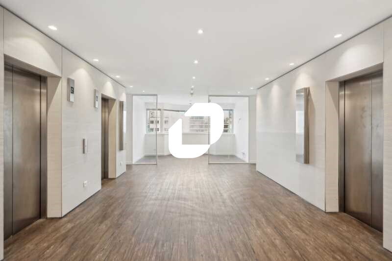 Bureau dans Levallois-Perret à louer - Photo de l’immeuble – Image 3 sur 9