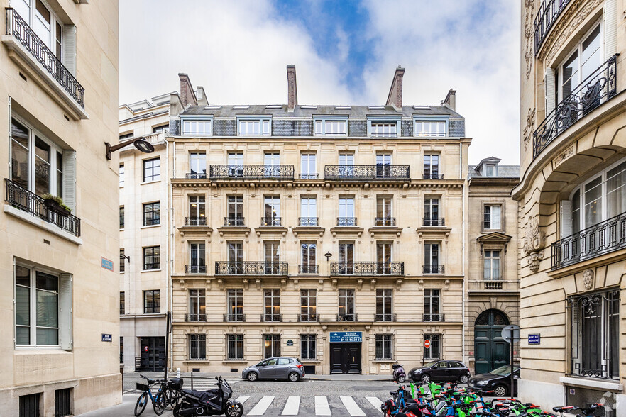 13 Rue Du Docteur Lancereaux, Paris à louer - Photo principale – Image 1 sur 3